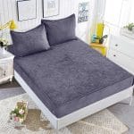 Husa/Topper din catifea cu elastic + 2 fete de perna TOP10 Super Elegant Pucioasa